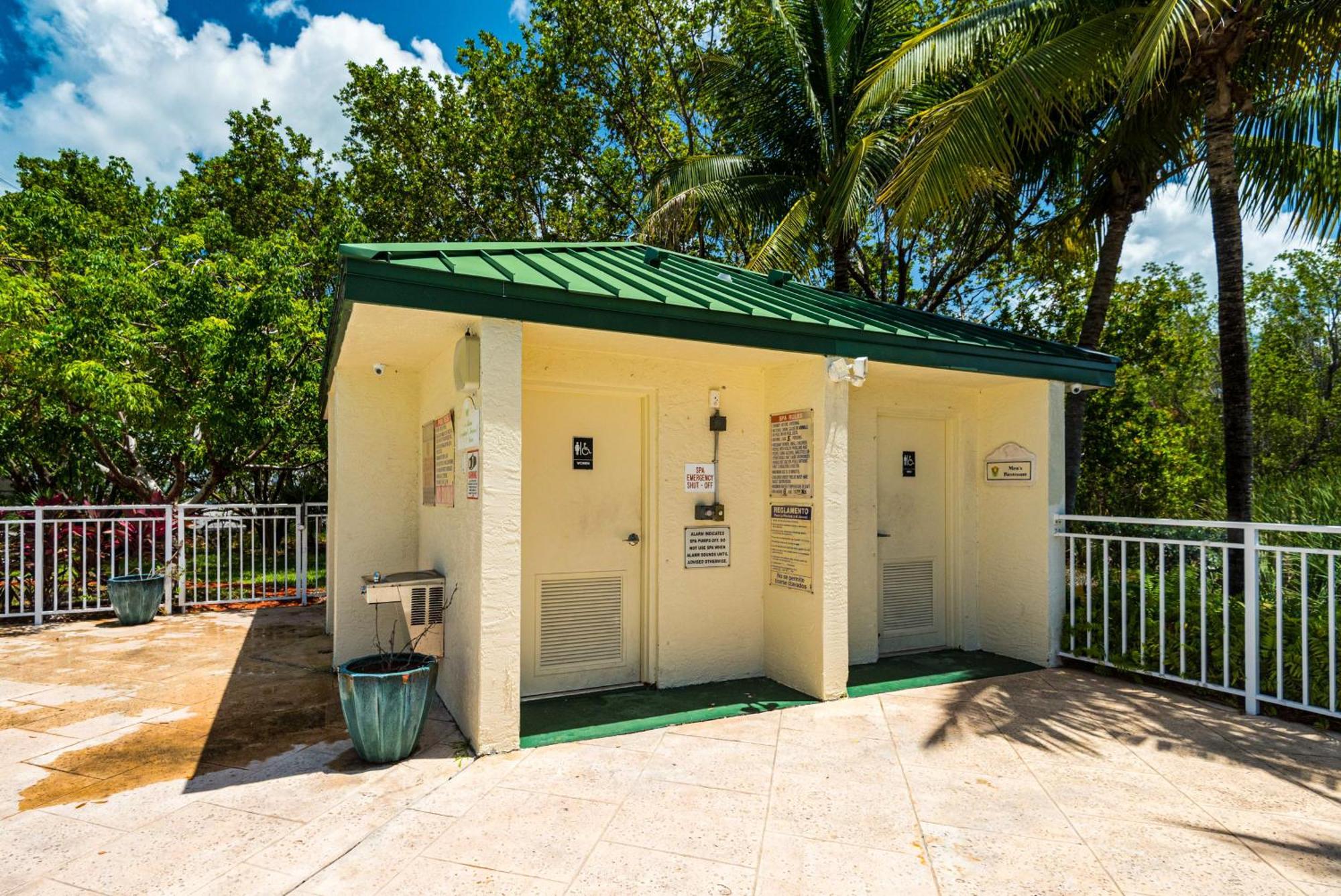 Sunrise Suites - Sea Breeze Suite 101 Key West Oda fotoğraf