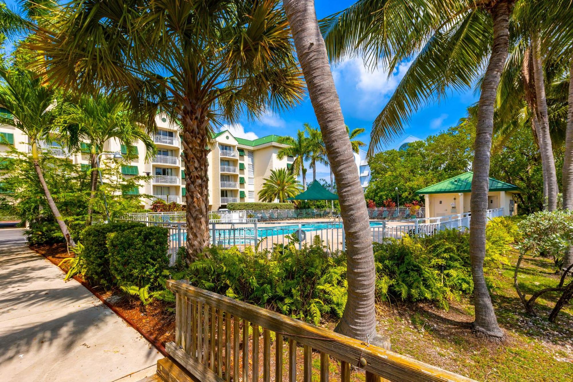 Sunrise Suites - Sea Breeze Suite 101 Key West Oda fotoğraf