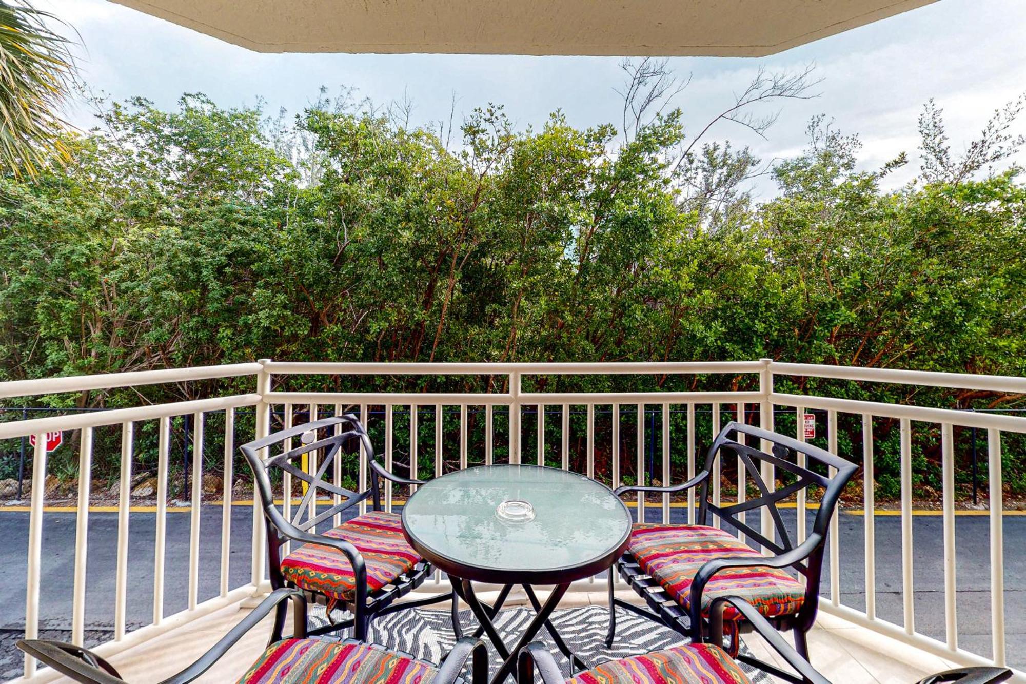 Sunrise Suites - Sea Breeze Suite 101 Key West Oda fotoğraf